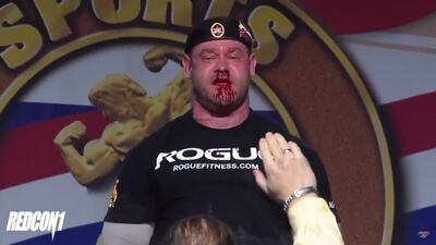 Михайло Шивляков — станова тяга вагою 426 кг на турнірі «Arnold Strongman Classic» 2018 року (1)