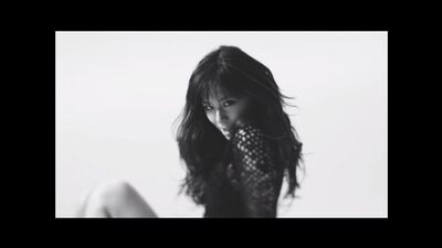 Mariya Nishiuchi - Mouvement