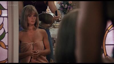 Julie Christie, Lee Grant, Goldie Hawn, Carrie Fisher et Colleen Brennan nues - Shampoo (1975) Blu-ray 1080p à regarder en ligne