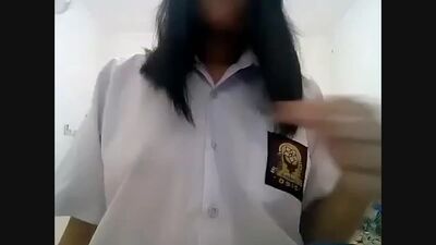 Culotte de lycéenne — Télécharger la vidéo complète — www.bit.ly-playbokep.mp4