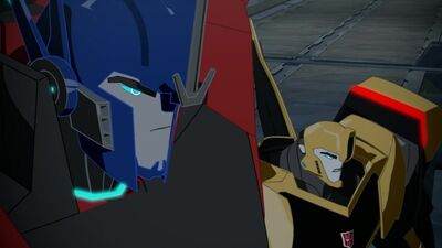 «Transformers: Robôs Disfarçados» A Ilha dos Decepticons. Parte 2. (Episódio 13 em Full HD)