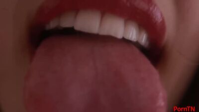 FrivolousFox ASMR su Patreon - Leccare la lente