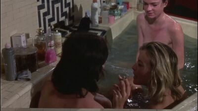 Anita Pallenberg, Michelle Breton desnuda - Performance (1970)