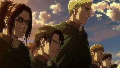 Erwin Smith grita como un loco