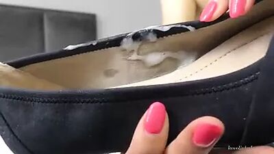Foot Smelling & Handjob