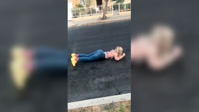 Natasha Bingingfield: el círculo mueve el trasero