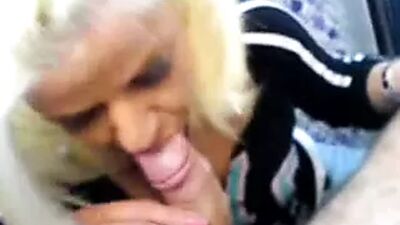 Грецьке порно — Souzi з Patra-Sex в автобусі