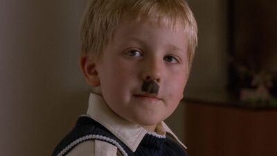 Eurotour (2004) - Le petit Hitler