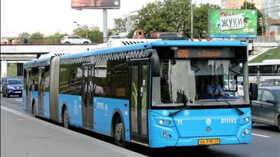 Autocarros da GUP Mosgortrans (linha 688 até à estação de metro «Ozernaya», nova versão)