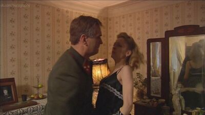 Ekaterina Nikitina nago w serialu „Saga moskiewska” (2004, Dmitrij Barszczewski) – odcinki 2, 7, 10