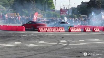 Spectacle automobile organisé par l'équipe Street Fighters Crew - Fête de la ville, Saint-Pétersbourg 2016