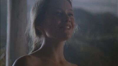 Elena Korikova nackt im Film „Die Bauerntochter“ (1995, Alexei Sacharow) 1080p