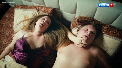 Elena Muravyova nella serie "Così fa una donna" (La maledizione di famiglia, 2016, Alexander Kananovich) - Episodio 2 (1080i)