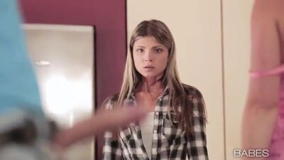 Wife forced her husband to have sex with their daughter in the kitchen (sex, incest, kitchen, porn, MFF, group sex, cumshot, blowjob, cum)