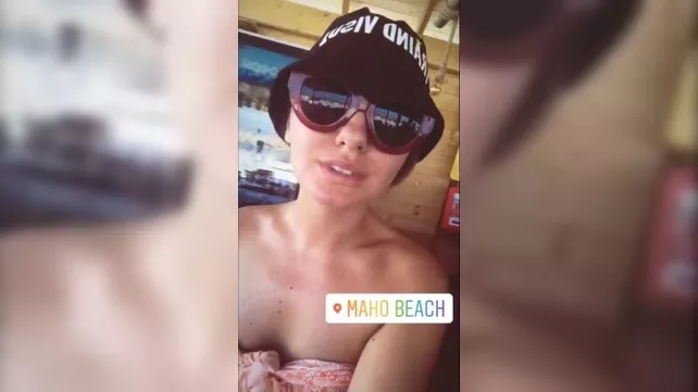 Дикий пляж порно видео. Смотреть видео Дикий пляж и скачать на телефон на сайте Pornososalka ДИКИЙ ПЛЯЖ. ЗАГОРАЕМ ГОЛЫШОМ. КУРШСКАЯ КОСА