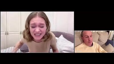 Кристина Асмус есінен танып қалды
