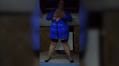Mature Mom Shows a Blue Lacquer Dress