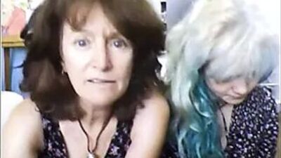 Real Mother and Not Daughter Webcam 85