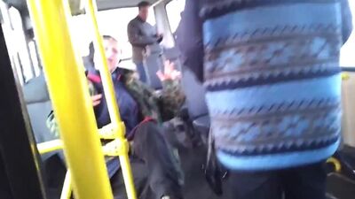 El comienzo del vídeo, antes de que suene la música: «Dije: "¡Empezamos!", "¡Vamos!", "¡A volar!", Natalia, «Marines»
