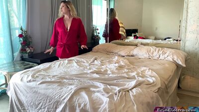 Stepmom and Stepson Have to Share a Bed