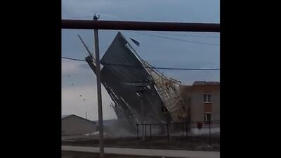 2018 жылғы 22 сәуірде Самара облысының Боровка ауылындағы қоғамдық орталықтың шатырын қатты жел соғып ұшырып кетті