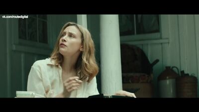 Sarah Gadon, Lola Kirke, Hong Chau – American Woman (2019) HD 1080p : des scènes de nudité ? Sexy / Sarah Gadon, Lola Kirke, Hong Chau – American Woman
