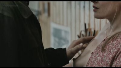 Anja Schneider nago – „Kiedy śniliśmy” (2015) HD 1080p Obejrzyj online