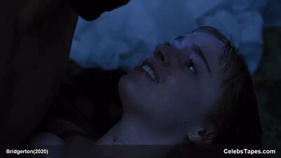 Vídeo sexual con Phoebe Dynevor
