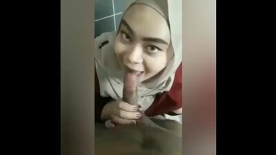 Pompino con il velo - indonesiano