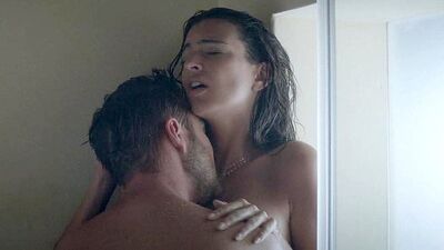 Emily Ratajkowski Naked and Sexy Scenes