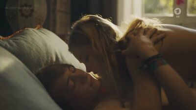 Milena Tscharntke - Alles Isy (2018) HD 720p Nua? Sensual! Ver online / Milena Tscharntke - É tudo Isy