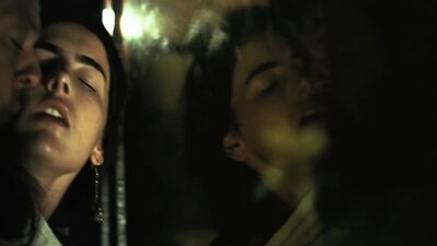 Камілла Белль — «Напризволяще» / Camilla Belle — À Deriva (2009)