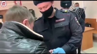 Посадили за те, що врятували дітей від педофіла :(