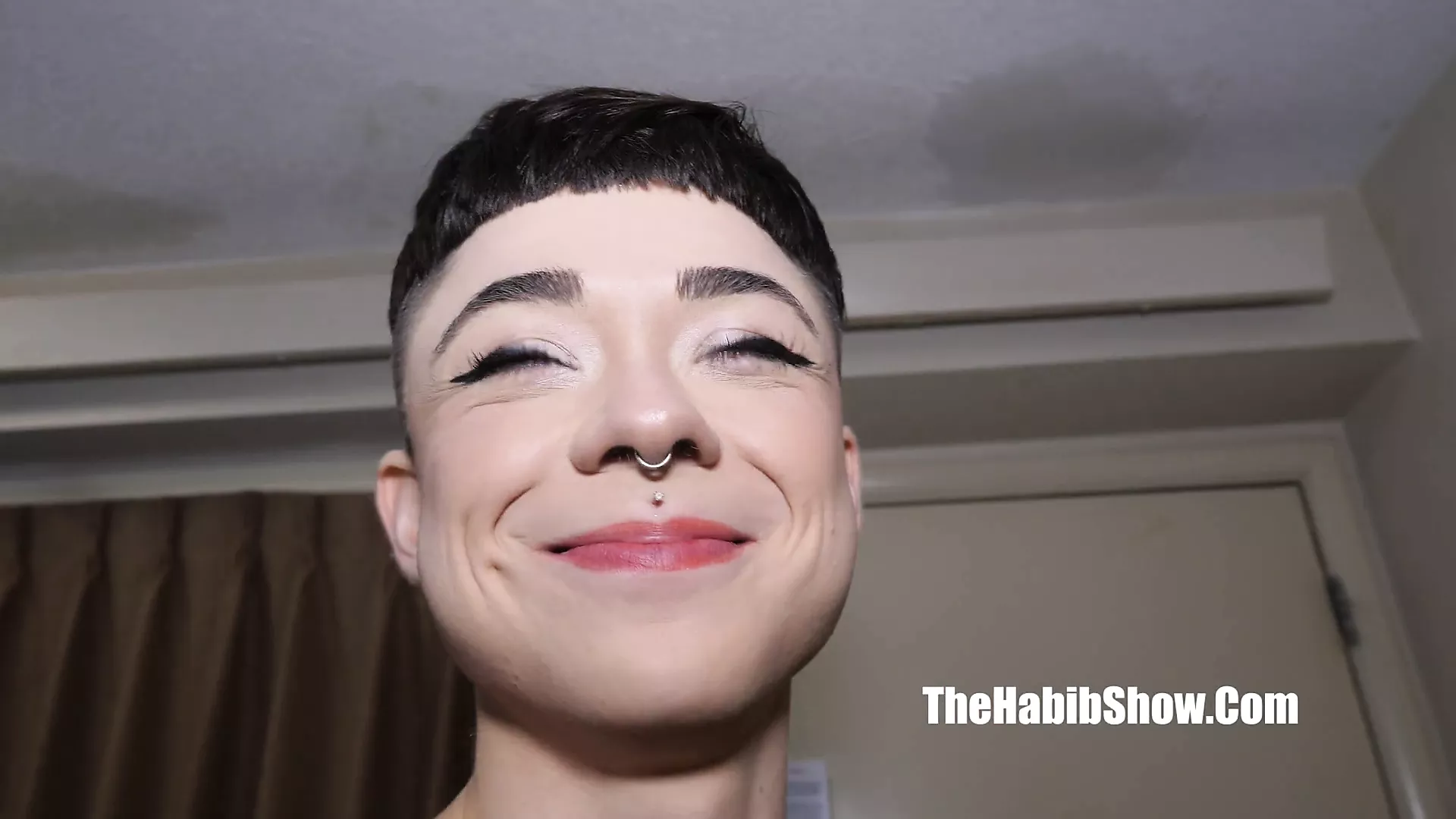 Sexy Petite Skinny Shy Girl Magenta Lexx Fucks Her First Guy