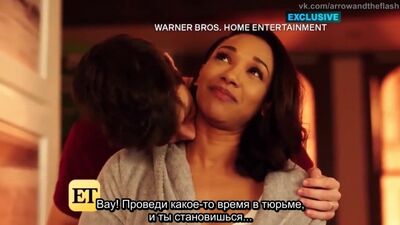 Eine gelöschte Szene aus der 4. Staffel von „The Flash“: Barry und Iris [russische Untertitel]