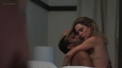 Isabel Burr, Maria Leon nues - La Maison des fleurs, saison 3, épisodes 2 à 7 (La Casa de las Flores, 2020) HD 1080p Regarder en ligne