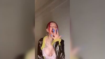 Instasamka | Инстасамка - danse ; gros seins ; érotique ; [Porno | Original]