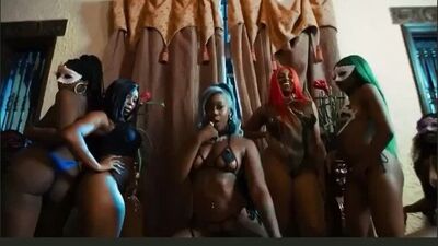 Sukihana the Goat – Neues Porno-Musikvideo [PUSSY EVERYWHERE]