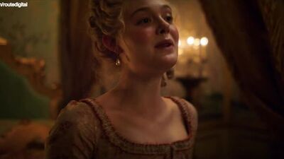 Elle Fanning, Charity Wakefield - The Great (2020) Stagione 1, Episodi 2-4 in HD 1080p. Nuda? Sexy! Guarda online