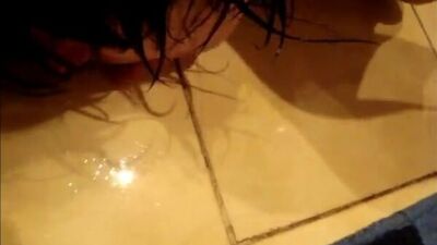Lluvia dorada para la esposa (vídeos porno de sexo, chicas, niñeras, mamadas, mulatas jóvenes, latinas, ruso) porno en VK