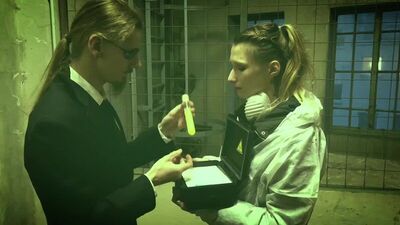 Phosgore - Contagion (Miss Evil - Industrial Dance) (clip sexy, musique sexy, clip vidéo explicite, filles, Dark Electro, EBM)