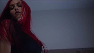 Miss Krystle - Focused All Night (officiel) (clip sexy, musique sexy, clip vidéo explicite, filles, EBM, Dark Industrial Pop)