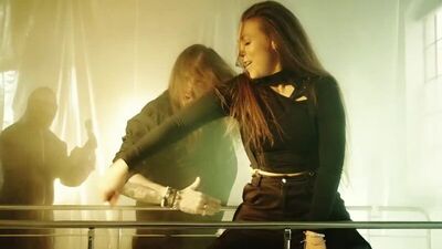 Amaranthe - GG6 (clip sexy officiel, clip vidéo de musique sexy, explicite, rock, métal, rock metal, HD 1080p)