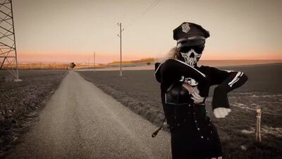 Nachtmahr - Tanzdiktator (Miss Evil - Industrial Dance) (clip sexy, musique sexy, clip vidéo explicite, filles, Dark Electro)