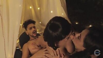 Série web pornográfica indiana - #mamasgrandes #posiçãodequatro #indiana #sériewebindiana #boquete #conversaerótica #trio #cosplay #FFM #desi #Bhabhi