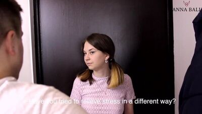 Сусідка прийшла, почувши стогони, і... Російське порно від Anna Bali: порно, секс, трах, мінет, анал, teens anal, milf, onlyfans
