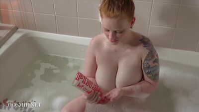 Kaycee Barnes – FILM Z KAYCEE W WANIE [Duże piersi, tyłek, prysznic] [720p]