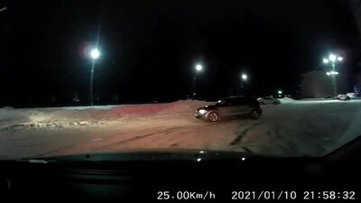 Agentes da Polícia de Trânsito deslocaram-se ao famoso «ponto de drift» em Minsk