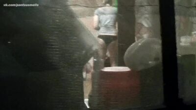 Espiei pela janela a vizinha nua (milf russa madura, tia, porno caseiro, câmera escondida, milf, madura, aut)