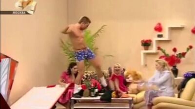 Sergej Lazarevs Striptease!!! Premiere der neuen Videos!!!